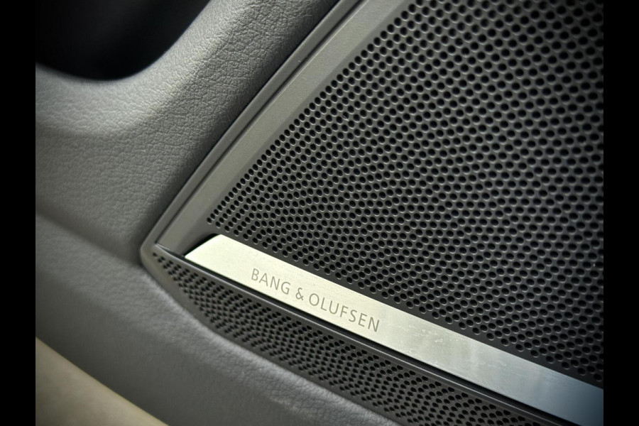 Audi A6 Avant 55 TFSI e quattro Competition Panoramadak|B&O|Matrix|RS-Stoelen|Camera|Stuurverwarming