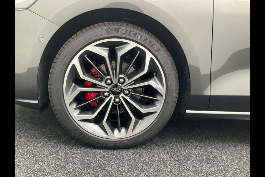 Ford FOCUS Wagon 1.0 EcoBoost Hybrid ST Line X 125pk | NIEUW! | Driver Assistance Pack | Winterpack | 18 inch Licht metaal