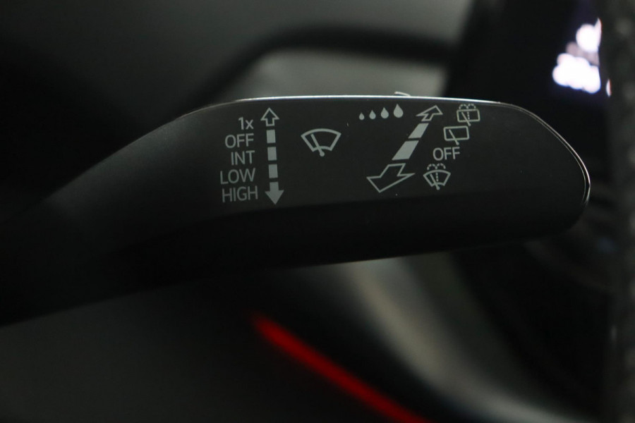 Volkswagen ID.4 Life 77 kWh|Stoelverwarming|SOH 93%|Warmtepomp