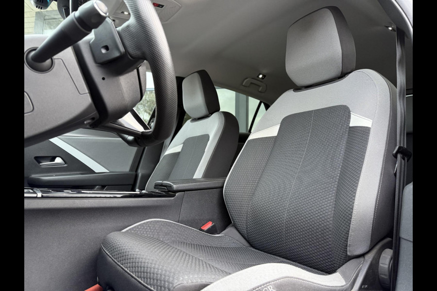 Opel Astra 1.6 Hybrid Aut. 181pk Ed. | Trekhaak | Sport | Navi | Camera | LED |