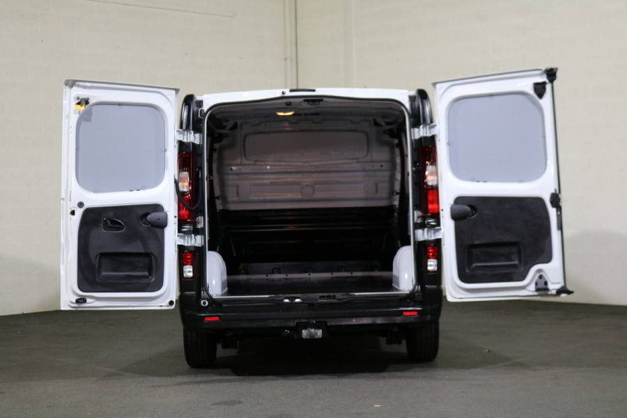 Renault Trafic 2.0 dCi 120pk L1 H1 Airco Navigatie 2x Schuifdeur