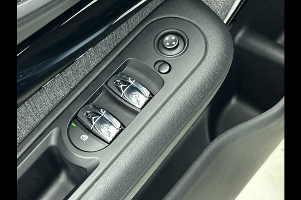 MINI Clubman 1.5 Cooper Salt Serious Business(Goed OnderH, Navi, Parkeersensoren, StoelV, Cruise Con, Airco, Etc)