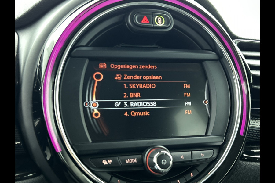 MINI Clubman 1.5 Cooper Salt Serious Business(Goed OnderH, Navi, Parkeersensoren, StoelV, Cruise Con, Airco, Etc)