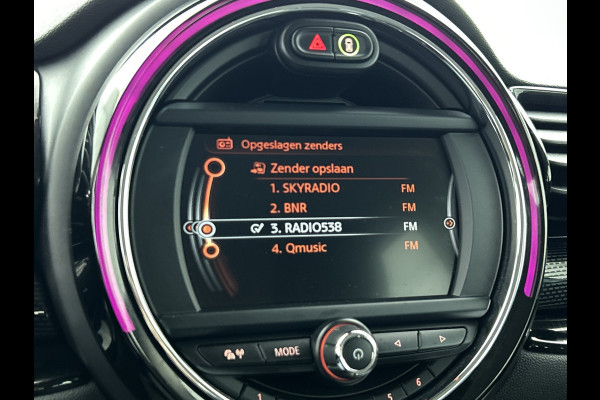 MINI Clubman 1.5 Cooper Salt Serious Business(Goed OnderH, Navi, Parkeersensoren, StoelV, Cruise Con, Airco, Etc)