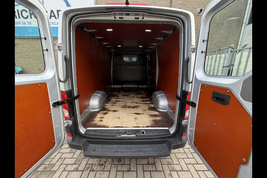 Volkswagen Crafter 30 2.0 TDI 141PK Euro 6 L3H2 Automaat/CarPlay/camera/cruise control
