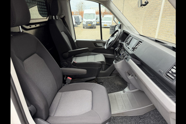 Volkswagen Crafter 35 2.0 TDI 141 PK Euro 6 L3H3 Automaat/CarPlay/trekhaak/cruise control