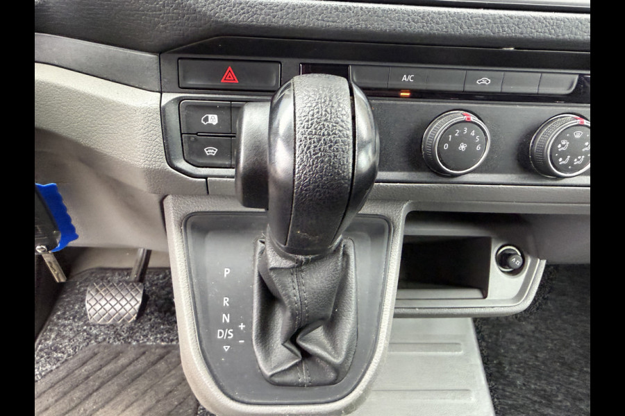 Volkswagen Crafter 35 2.0 TDI 141 PK Euro 6 L3H3 Automaat/CarPlay/trekhaak/cruise control