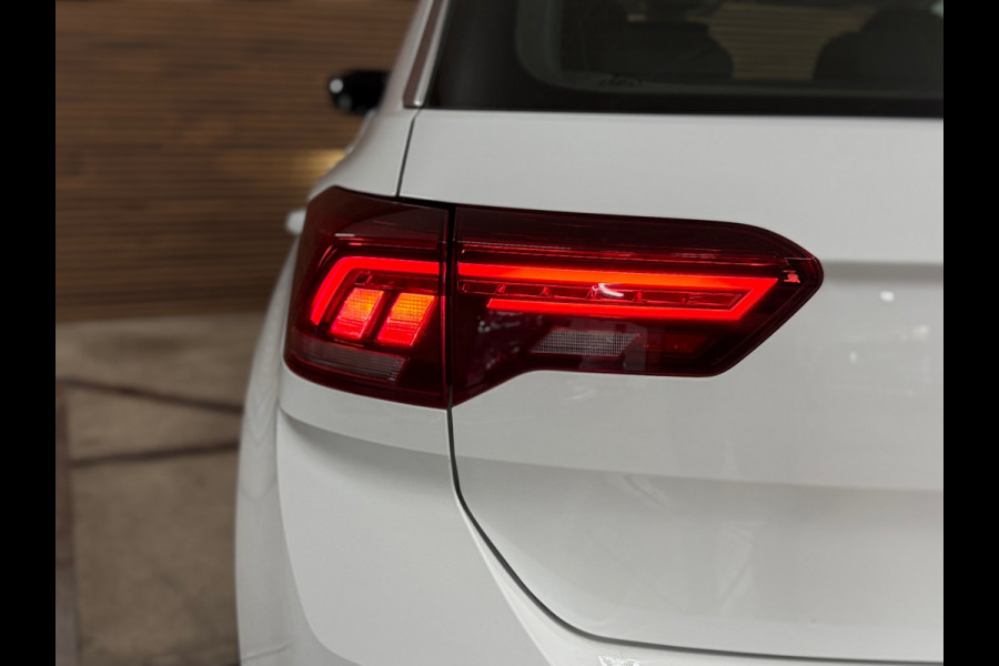 Volkswagen T-Roc 1.5 TSI Sport Business R | Pano | LED | Elektrische kofferklep | 18Inch | Winterpakket | Adaptieve Cruise