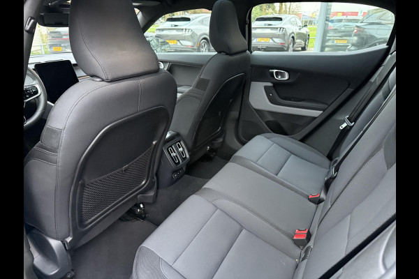 Polestar 2 Long Range Dual Motor AWD | Panorama | 360 Camera | Harman Kardon |