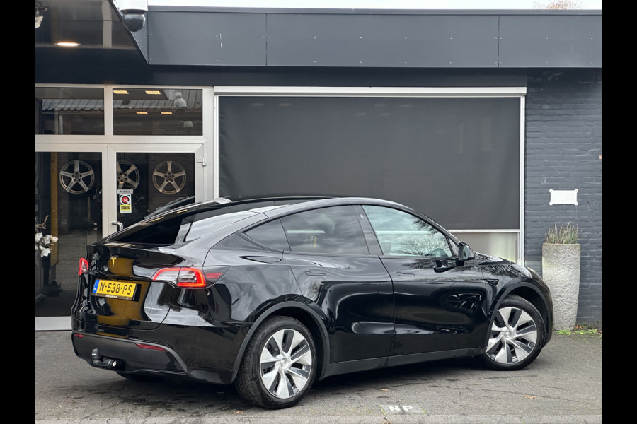 Tesla Model Y Long Range AWD 75 kWh DUAL MOTOR  / AUTOPILOT / TREKHAAK / STOEL & STUURVERW / PANO