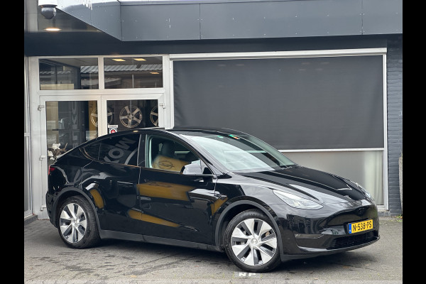 Tesla Model Y Long Range AWD 75 kWh DUAL MOTOR  / AUTOPILOT / TREKHAAK / STOEL & STUURVERW / PANO