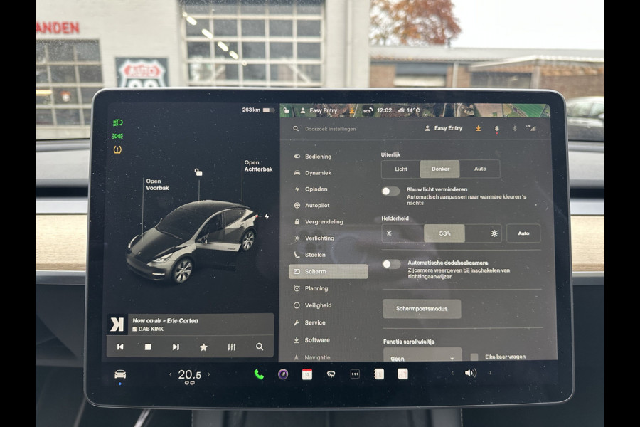 Tesla Model Y Long Range AWD 75 kWh DUAL MOTOR  / AUTOPILOT / TREKHAAK / STOEL & STUURVERW / PANO