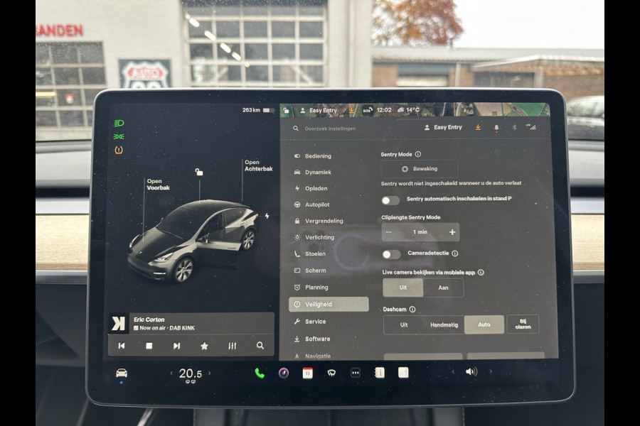 Tesla Model Y Long Range AWD 75 kWh DUAL MOTOR  / AUTOPILOT / TREKHAAK / STOEL & STUURVERW / PANO