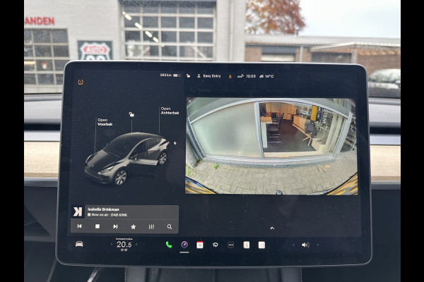 Tesla Model Y Long Range AWD 75 kWh DUAL MOTOR  / AUTOPILOT / TREKHAAK / STOEL & STUURVERW / PANO