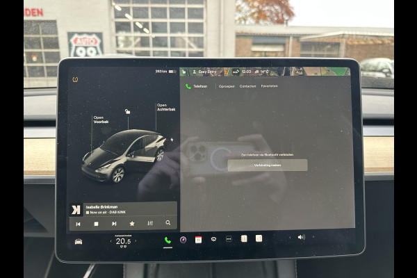 Tesla Model Y Long Range AWD 75 kWh DUAL MOTOR  / AUTOPILOT / TREKHAAK / STOEL & STUURVERW / PANO
