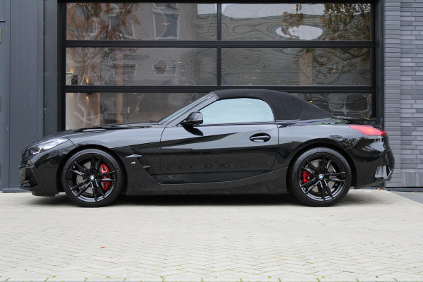 BMW Z4 Roadster sDrive20i High Executive | NIEUWSTAAT! | M-SPORT | KEYLESS | STUURVERW | SFEER | CAMERA | LED | ALARM KLASSE 3 |