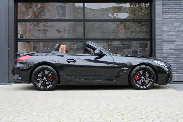 BMW Z4 Roadster sDrive20i High Executive | NIEUWSTAAT! | M-SPORT | KEYLESS | STUURVERW | SFEER | CAMERA | LED | ALARM KLASSE 3 |