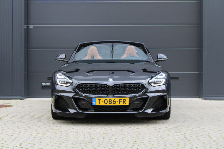 BMW Z4 Roadster sDrive20i High Executive | NIEUWSTAAT! | M-SPORT | KEYLESS | STUURVERW | SFEER | CAMERA | LED | ALARM KLASSE 3 |