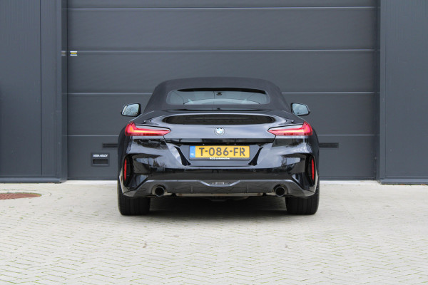 BMW Z4 Roadster sDrive20i High Executive | NIEUWSTAAT! | M-SPORT | KEYLESS | STUURVERW | SFEER | CAMERA | LED | ALARM KLASSE 3 |
