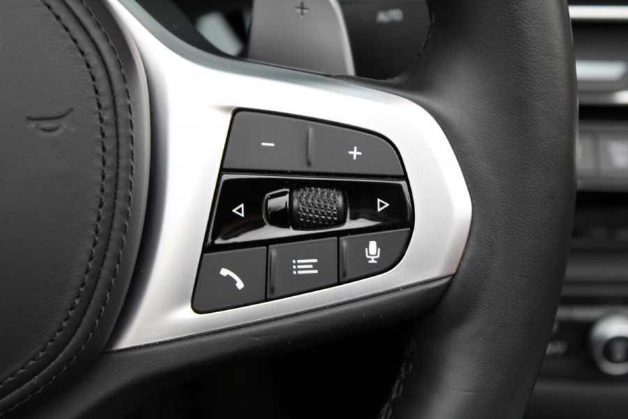 BMW Z4 Roadster sDrive20i High Executive | NIEUWSTAAT! | M-SPORT | KEYLESS | STUURVERW | SFEER | CAMERA | LED | ALARM KLASSE 3 |