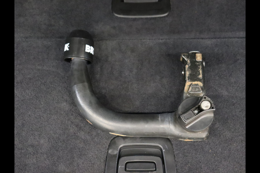 BMW 3 Serie Touring 320i M Sport [APPLE CARPLAY, M SPORTSTUUR, DAB, LED, LIVE COCKPIT, TREKHAAK AFNEEMBAAR, CRUISE, CLIMATE, NIEUWSTAAT]