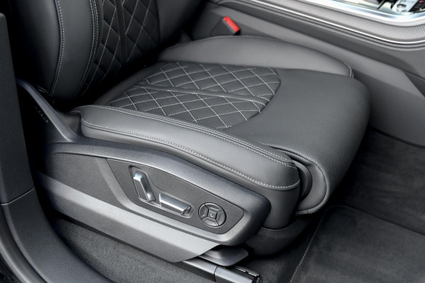 Audi Q8 60 TFSI e quattro Pro Line S Competition. RS Zetels, Massage, Carbon, 4W sturing, Softcl, Pano, Koeling, HUD, B&O, Trekh!