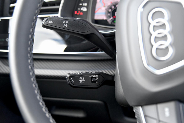 Audi Q8 60 TFSI e quattro Pro Line S Competition. RS Zetels, Massage, Carbon, 4W sturing, Softcl, Pano, Koeling, HUD, B&O, Trekh!