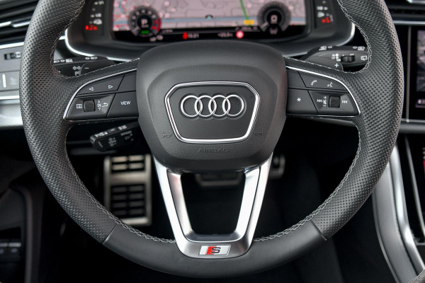 Audi Q8 60 TFSI e quattro Pro Line S Competition. RS Zetels, Softclose, Pano, Koeling, B&O, 360 3D, Trekh, HUD, Keyless, Stuurvw!