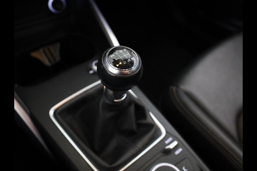 Audi Q2 1.4 TFSI CoD Design 150pk | Trekhaak | Navigatie | Cruise controle | Airconditioning | Lichtmetalen velgen