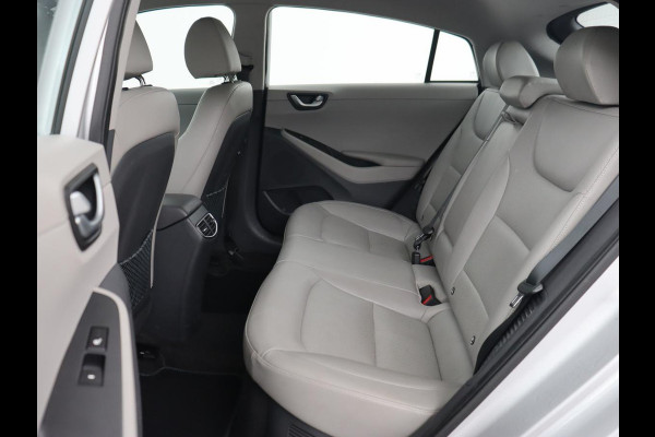 Hyundai IONIQ 1.6 GDI PHEV Premium | Stoelventilatie | Leder | Adaptive cruise | Bi-Xenon | Achterbankverwarming | Carplay | Keyless | Navigatie | Climate control | Stuurverwarming | Plug In