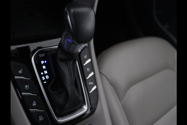 Hyundai IONIQ 1.6 GDI PHEV Premium | Stoelventilatie | Leder | Adaptive cruise | Bi-Xenon | Achterbankverwarming | Carplay | Keyless | Navigatie | Climate control | Stuurverwarming | Plug In