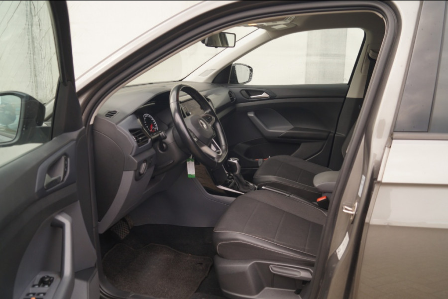 Volkswagen T-Cross 1.0 TSI 115pk DSG Life Executive -NAVI-CAM-DAB-