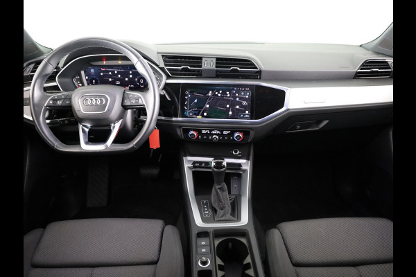 Audi Q3 45 TFSI e Business Edition 245 pk S-tronic | Navigatie | Parkeersensoren | Adaptieve cruise control | LED koplampen | Lichtmetalen velgen 18" |