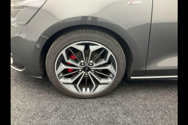 Ford FOCUS Wagon 1.0 EcoBoost Hybrid ST Line X 125pk | Driver Assistance Pack | Winterpack | Panoramadak | 18 inch Licht metaal | Matrix LED |  Elek. Achterklep |