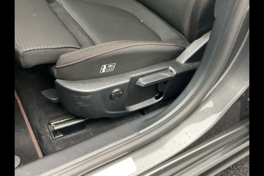 Ford FOCUS Wagon 1.0 EcoBoost Hybrid ST Line X 125pk | Driver Assistance Pack | Winterpack | Panoramadak | 18 inch Licht metaal | Matrix LED |  Elek. Achterklep |