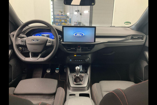 Ford FOCUS Wagon 1.0 EcoBoost Hybrid ST Line X 125pk | Driver Assistance Pack | Winterpack | Panoramadak | 18 inch Licht metaal | Matrix LED |  Elek. Achterklep |
