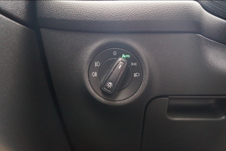 Škoda Kodiaq 1.5 TSI 150pk DSG 4x4 Scout Business -LEER-PANO-