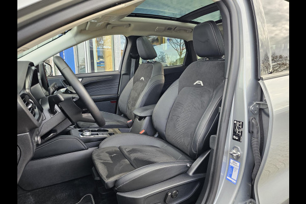 Ford Kuga 2.5 FHEV Active X 190pk | Driver Assistance Pack | Winterpack | Technology Pack | Panoramadak | Geen Stekker Nodig | All Season banden