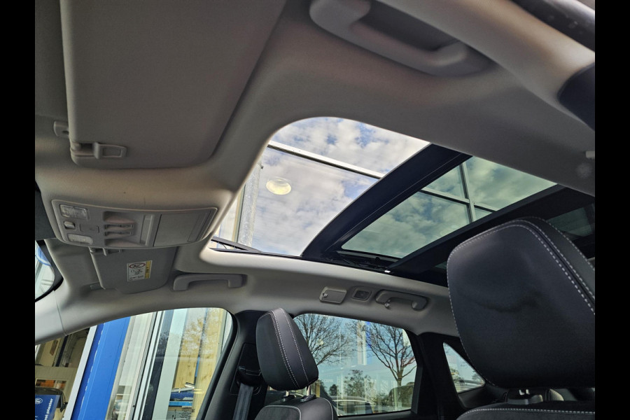 Ford Kuga 2.5 FHEV Active X 190pk | Driver Assistance Pack | Winterpack | Technology Pack | Panoramadak | Geen Stekker Nodig | All Season banden
