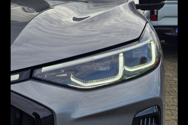 Ford Kuga 2.5 FHEV Active X 190pk | Driver Assistance Pack | Winterpack | Technology Pack | Panoramadak | Geen Stekker Nodig | All Season banden