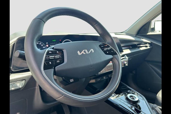 Kia Niro EV Edition Advanced 64.8 kWh | Prijs incl. vooraftrek 2000.- inruilpremie | Automaat | Stoel & Stuurverwarming | Navi | Camera | Cruise | Sensoren |