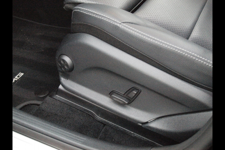 Mercedes-Benz EQC 400 4MATIC Business Solution 80 kWh | Schuifdak | Camera | Apple Carplay | Treeplanken | NL-Auto |