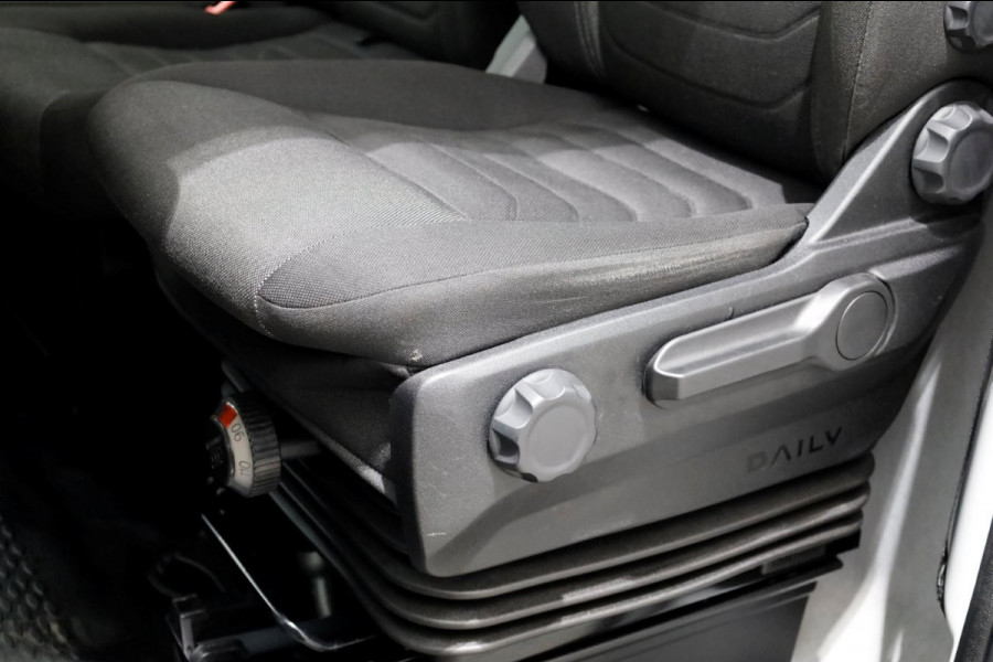 Iveco Daily 35S18 3.0 180pk L4H2 Maxi HiMatic Automaat ACC/LED/Camera/Air-Pro Luchtvering 02-2023