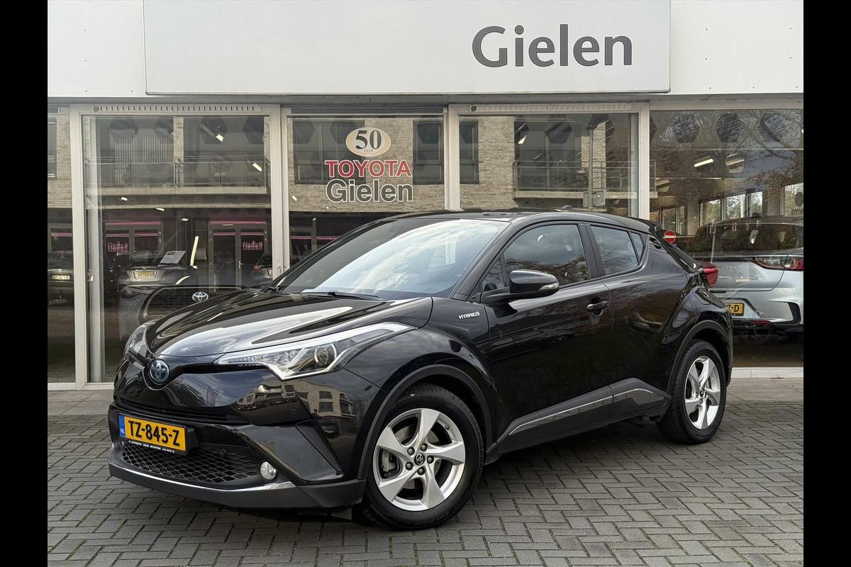 Toyota C-HR 1.8 Hybrid Dynamic | Navigatie, Dodehoekherkenning, Parkeersensoren, Stoelverwarming, Chroom pakket!