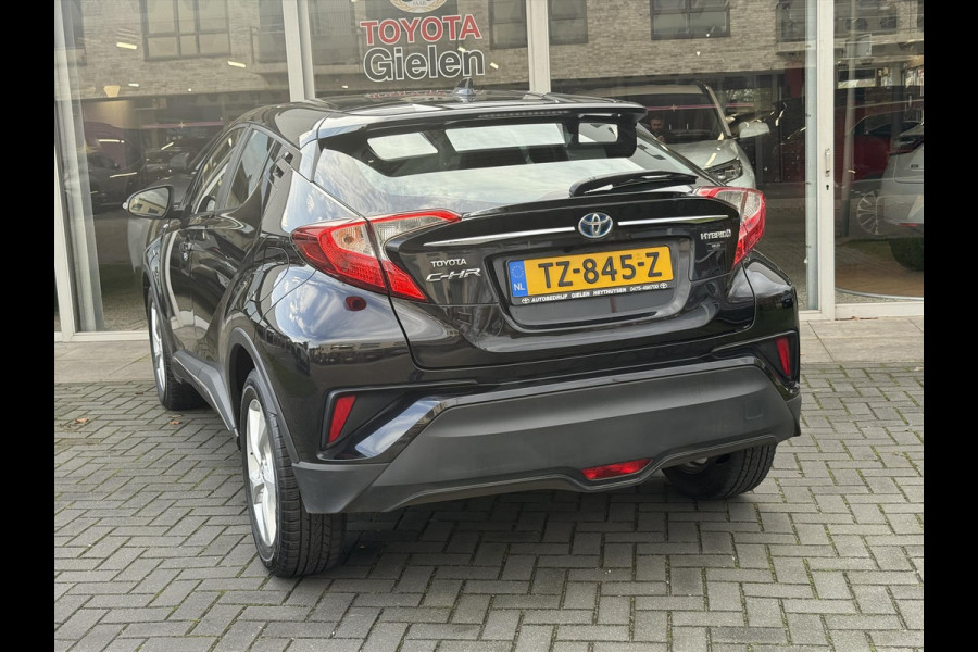 Toyota C-HR 1.8 Hybrid Dynamic | Navigatie, Dodehoekherkenning, Parkeersensoren, Stoelverwarming, Chroom pakket!