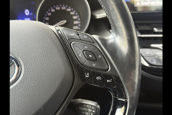 Toyota C-HR 1.8 Hybrid Dynamic | Navigatie, Dodehoekherkenning, Parkeersensoren, Stoelverwarming, Chroom pakket!