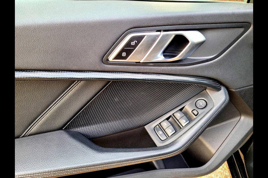 BMW 2 Serie Gran Coupé 218i Luxury Line - Business Edition Plus