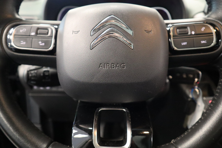 Citroën Berlingo 1.2 PureTech Shine XTR Panoramadak CruiseControl Trekhaak