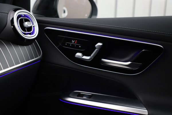 Mercedes-Benz GLC 300e AMG 4-Matic | 313PK | Pano | Sfeerverlichting | Distronic | Memory | Stuurwielverw. | Standkachel | Trekhaak | 2025.