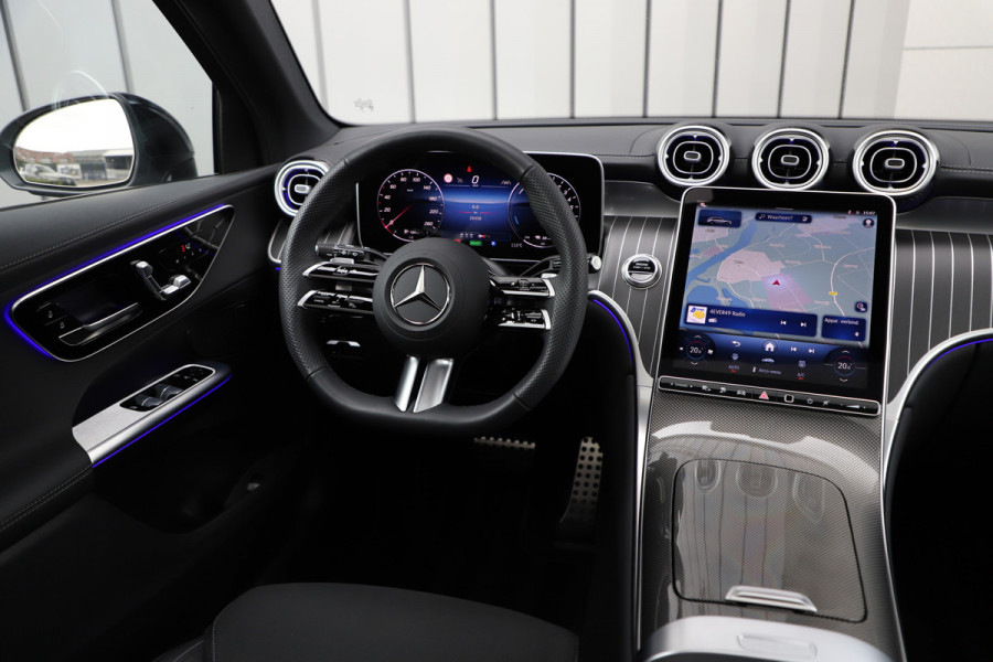 Mercedes-Benz GLC 300e AMG 4-Matic | 313PK | Pano | Sfeerverlichting | Distronic | Memory | Stuurwielverw. | Standkachel | Trekhaak | 2025.